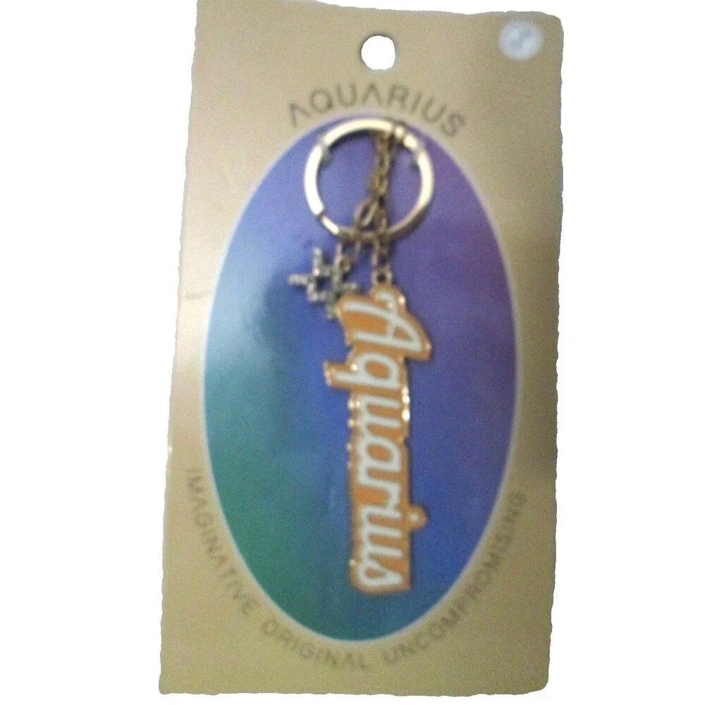 FOREVER 21 AQUARIUS KEYCHAIN